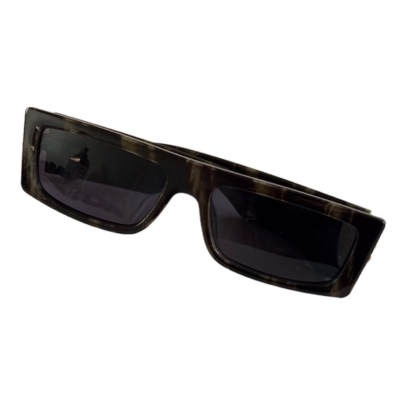 Knotwtr Luxury Sunglasses NWT Boxed with accessories New in Box
